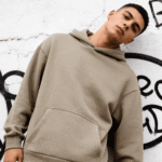 vyriskas-fluffy-dzemperis-su-spauda-minksta-tekstura